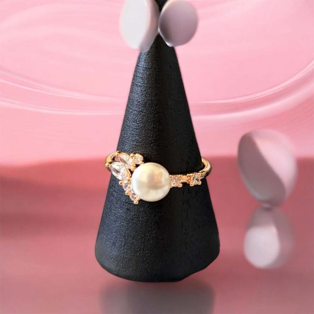 Bomb Party On The Fringe Simulated Pearl Rose Gold Plated Ring Size 7 RBP6180